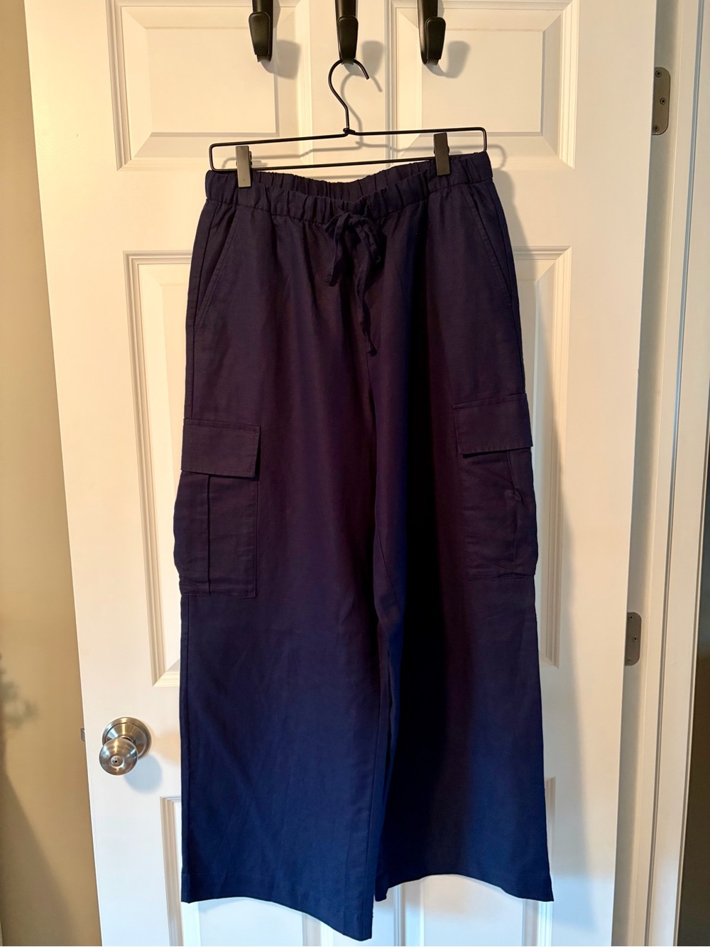 Linen Wide-Leg Cargo Pants in Navy - Women’s Casual Pull-On